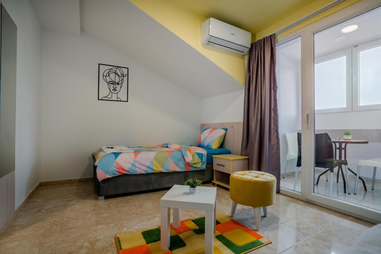 Makedon Apartments โอครีด ภายนอก รูปภาพ