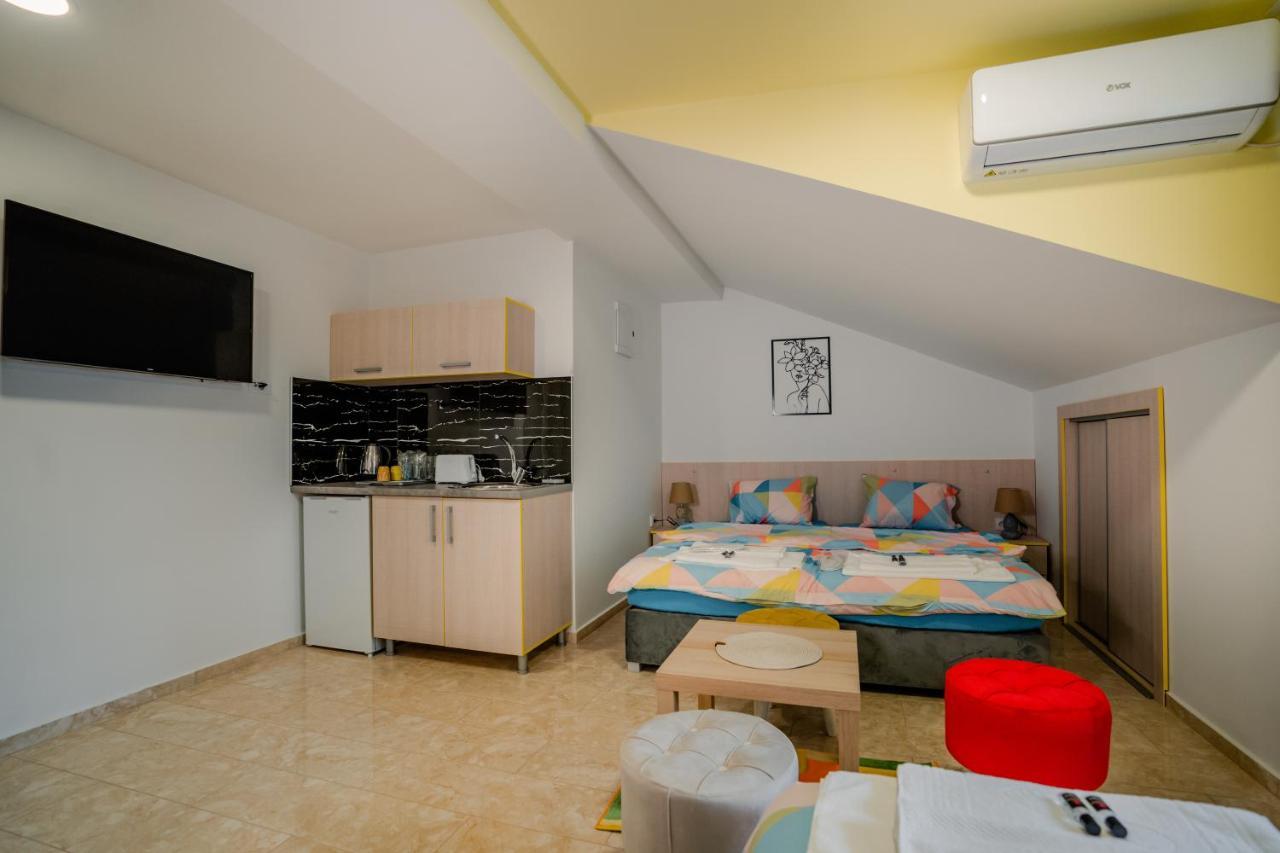 Makedon Apartments โอครีด ภายนอก รูปภาพ