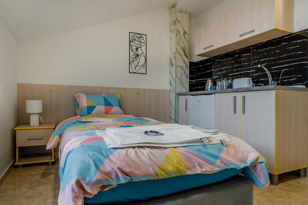 Makedon Apartments โอครีด ภายนอก รูปภาพ