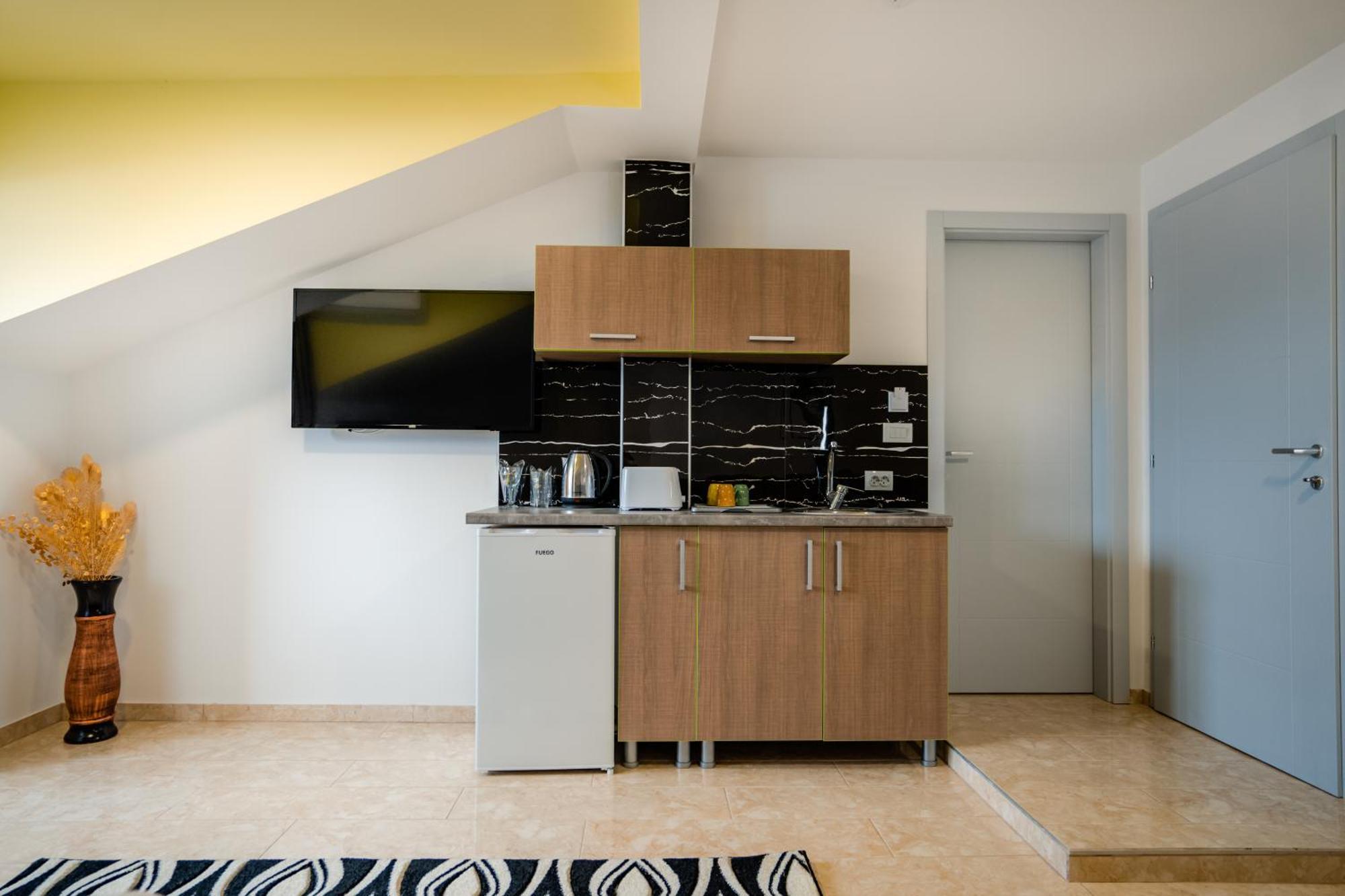 Makedon Apartments โอครีด ภายนอก รูปภาพ