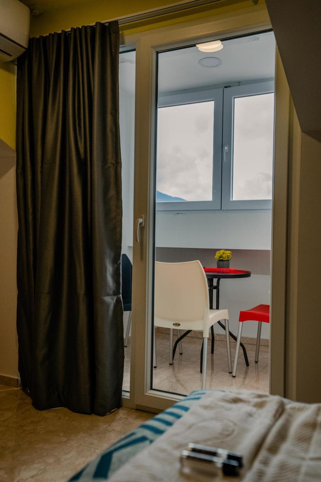 Makedon Apartments โอครีด ภายนอก รูปภาพ